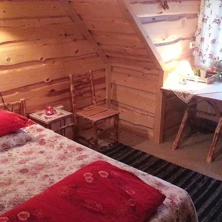 Vaskna Tourist Farm Kır Evi
