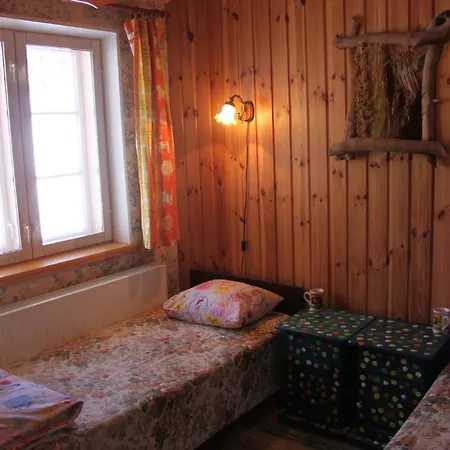 Vaskna Tourist Farm *